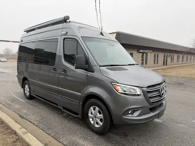 2023 Roadtrek SS Agile in RVs & Motorhomes in Windsor Region - Image 4
