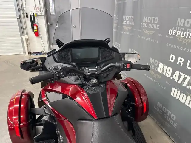2024 Can-Am Spyder RT Limited in Sport Touring in Drummondville - Image 12