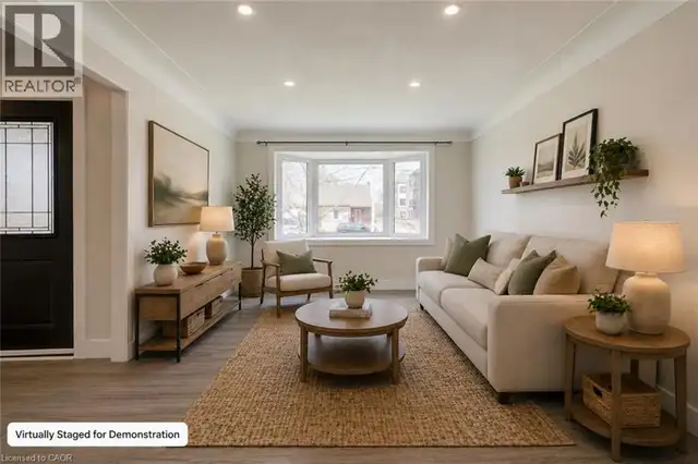 361 PROSPECT Avenue Kitchener, Ontario in Houses for Sale in Kitchener / Waterloo - Image 9