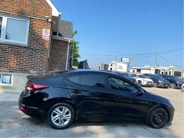 2020 Hyundai Elantra Preferred in Cars & Trucks in London - Image 9
