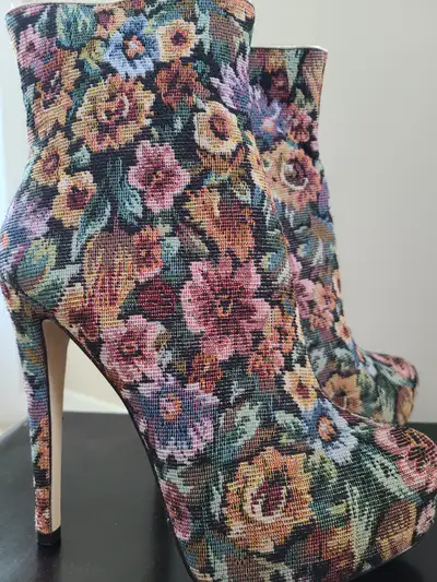 Brand new women bootis Size 8, View more