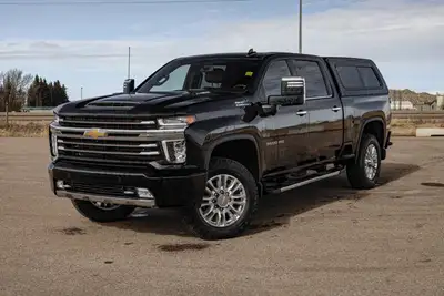 ENGINE DURAMAX 6.6L TURBO-DIESEL V8 B20-DIESEL COMPATIBLE (445 hp [332 kW] @ 2800 rpm 910 lb-ft of t...