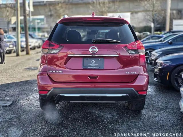 2017 Nissan Rogue SL in Cars & Trucks in Richmond - Image 7