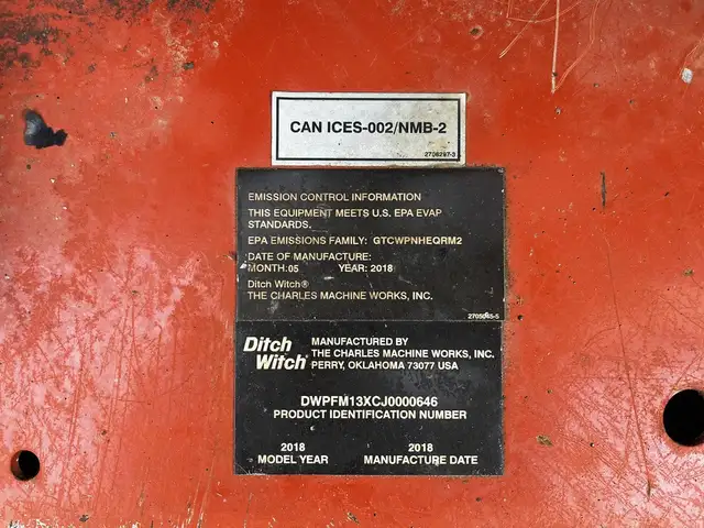2011 Ford F750 18 Foot Cummins Manual Flatdeck in Heavy Trucks in Winnipeg - Image 21