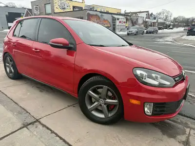 2011 VOLKSWAGEN GOLF GTI AUTO 2.0L 4 CYLINDER FWD 188,000 KM CLEAN TITLE CARFAX AVAILABLE! TWO OWNER...