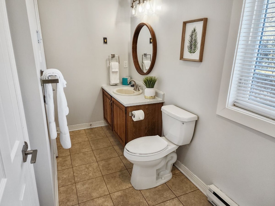 Fully Furnished 4-Bedroom Home in Rockingham – All Utilities Inc 5