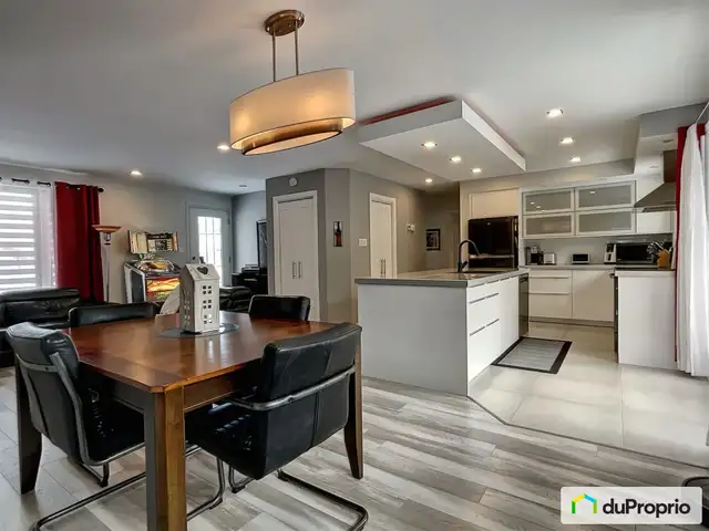 $415,000 - Bungalow for sale in Chicoutimi (Chicoutimi) in Houses for Sale in Saguenay - Image 3