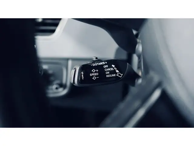 2014 Audi A8 L PANO/360CAM/NAV/20 IN RIMS/DRIVE ASSIST/BOSE in Cars & Trucks in Mississauga / Peel Region - Image 39