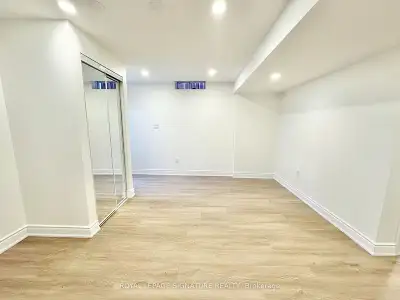 FOR LEASE -5915 Churchill Meadows Blvd, Mississauga - 1 + 1 bed