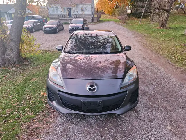 2013 MAZDA 3 MAZDA DEALERSHIP TRADE IN , AUTOMATIC in Cars & Trucks in Hamilton - Image 4