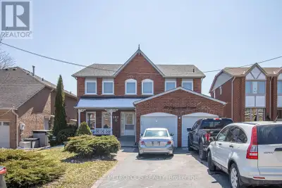 Welcome to 507 Charnwoods Place, a well-maintained and spacious 2-bedroom, 1-bathroom unit in the de...