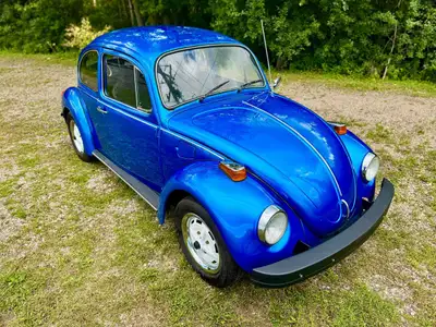 1976 Volkswagen Beetle 1600cc 4 Bolt 12Volt – Classic with a Twist From the factory, the 1976 Beetle...