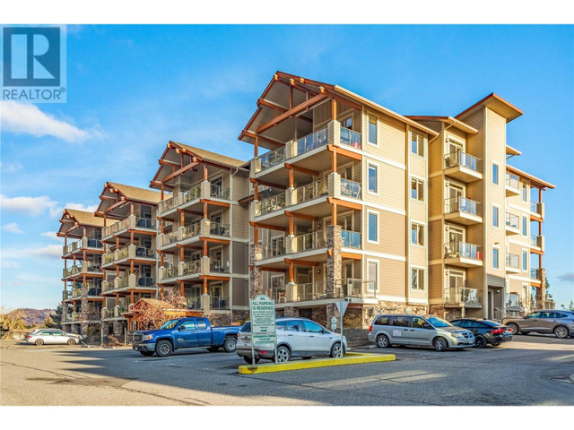 2470 Tuscany Drive Unit# 302 West Kelowna, British Columbia in Condos for Sale in Penticton - Image 2