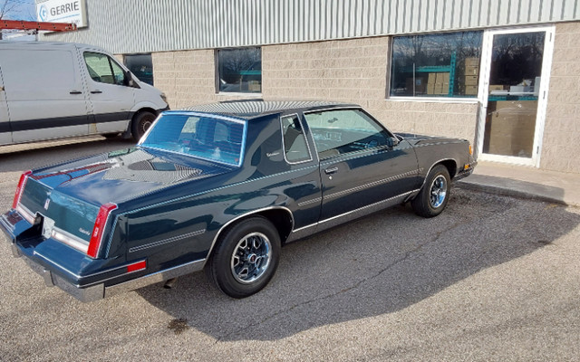1987 OLDSMOBILE CUTLASS SUPREME 16000 ORIGINAL MILES. in Classic Cars in Guelph - Image 4