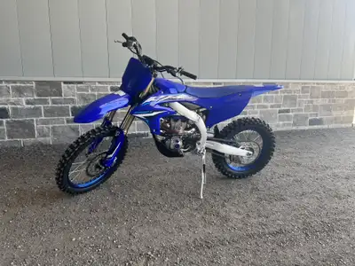 2026 YAMAHA YZ250FX - DEMO $500 INSTANT CASH REBATE (as shown in sale price) Plus HST Licensing OR F...