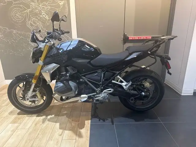 2023 BMW R 1250 R Triple Black 1250 RS Black Storm Metallic in Sport Touring in Calgary - Image 10