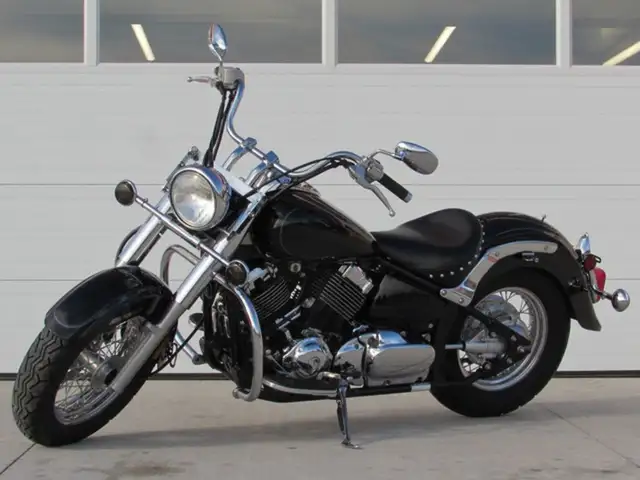 2009 Yamaha V-Star 650 Classic in Sport Bikes in Leamington - Image 16