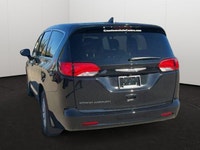 Cloth Bucket Seats, Remote Start System, Heated Front Seats, Heated Steering Wheel, Uconnect 5 W 7 D... (image 6)