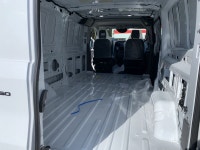 This oxford white van has an automatic transmission and is powered by a 3.5L V6 engine. To apply rig... (image 9)