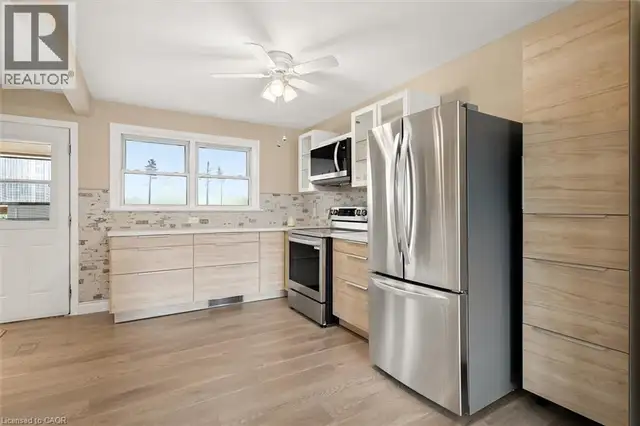 476 PROSPECT Avenue Kitchener, Ontario in Houses for Sale in Kitchener / Waterloo - Image 12
