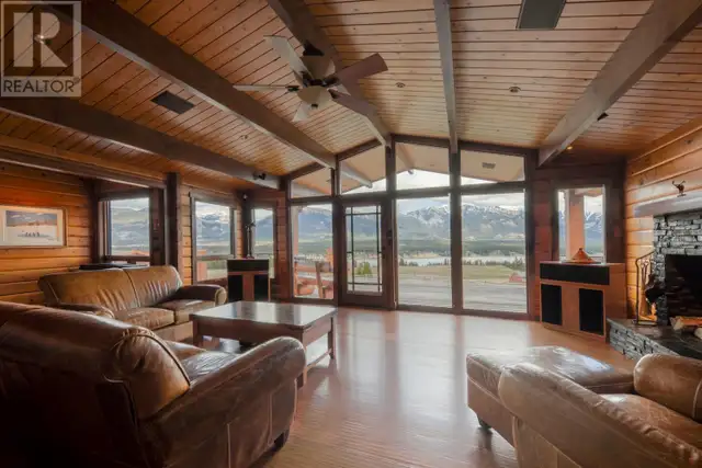 2175 WESTSIDE Road Invermere, British Columbia in Houses for Sale in Revelstoke - Image 32