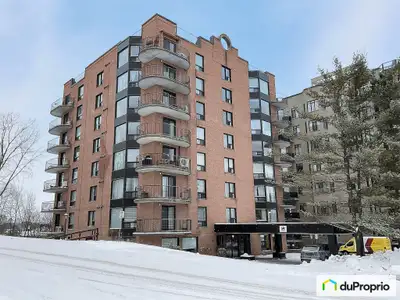 Charmant condo très bien situé à quelques pas de l'UQO et du parc de la Gatineau et à cinq minutes d...