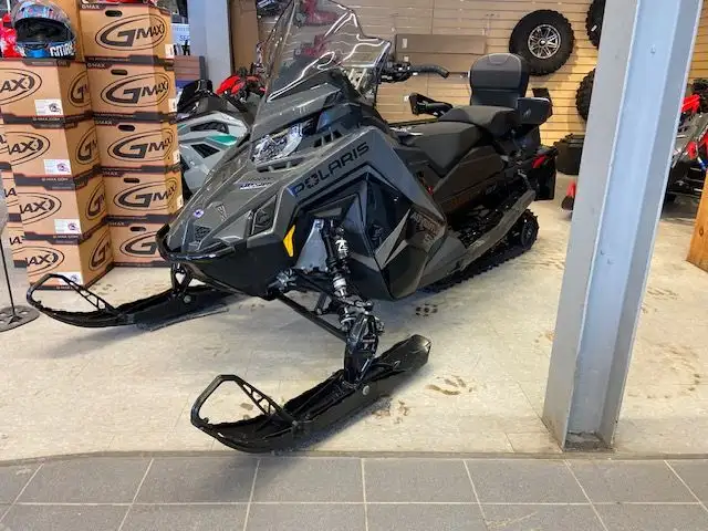 2025 Polaris INDY PROSTAR S4 ADVENTURE 1.35 STORM GRAY INDY PROS in Snowmobiles in Ottawa - Image 2
