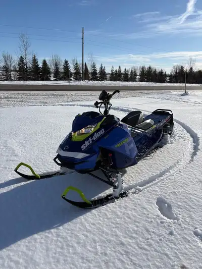 APPLY NOW: https://www.ridecollective.ca/get-pre-approved 2020 SKI‑DOO FREERIDE 146 850 E‑TEC 850 E-...