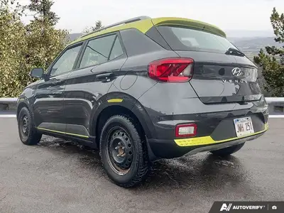 2020 Hyundai Venue Trend w/Urban Pkg/Grey-Lime Interio, View more