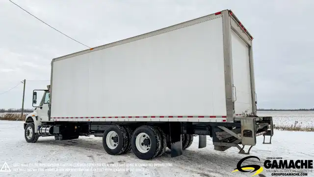 2018 INTERNATIONAL 4400 REEFER TRUCK WITH TAILGATE in Heavy Trucks in Oshawa / Durham Region - Image 6