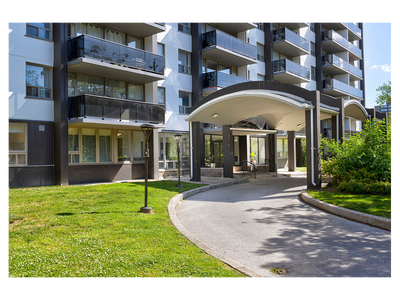 Building Features 130 Gowan Ave. is located close to the corner of Pape Ave. and Cosburn Ave. and is...