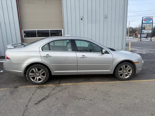 2007 Ford Fusion LOW KM!!!64678433988225121