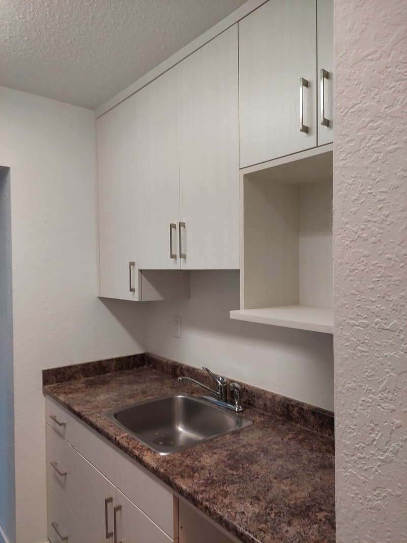 1 Bedroom Apartment for Rent 2541 Dingwall Street Long Term Rentals Cowichan Valley