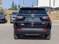 This Jeep Compass has a durable Intercooled Turbo Regular Unleaded I-4 2.0 L/122 engine powering thi... (image 6)