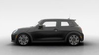 MINI Laval vous présente la toute nouvelle *MINI Cooper S 3 portes 2026*. Expressive et assurée, la... (image 3)