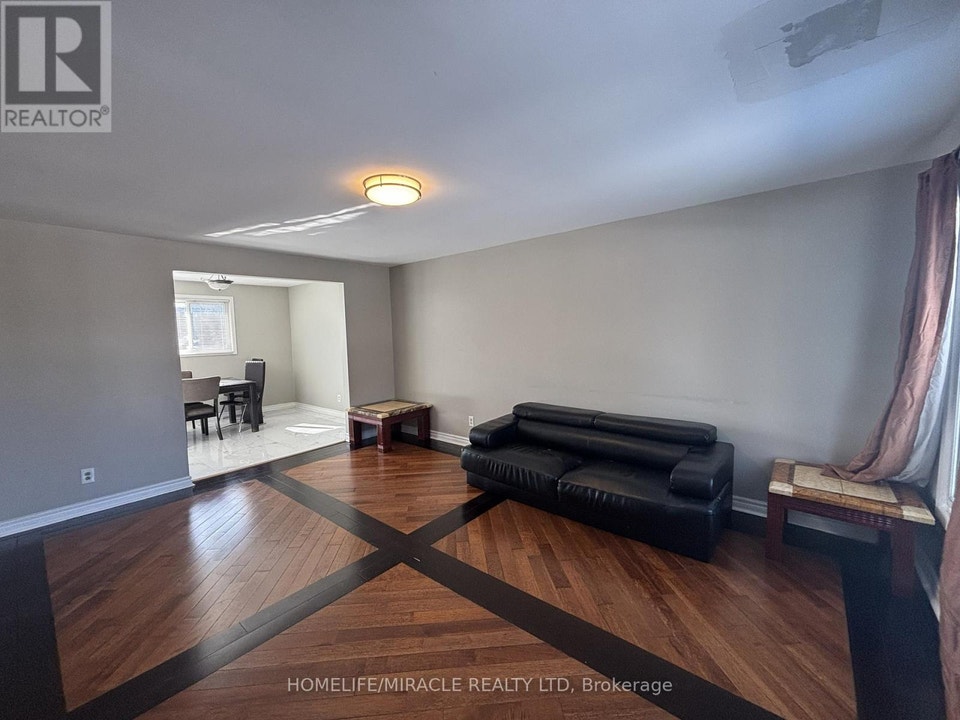 MAIN - 219 MCMURCHY AVENUE Brampton (Brampton South), Ontario 5