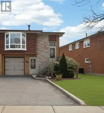 Welcome home to This Charming Semi-Detached Property Offering a Great Opportunity to Step into Homeo...