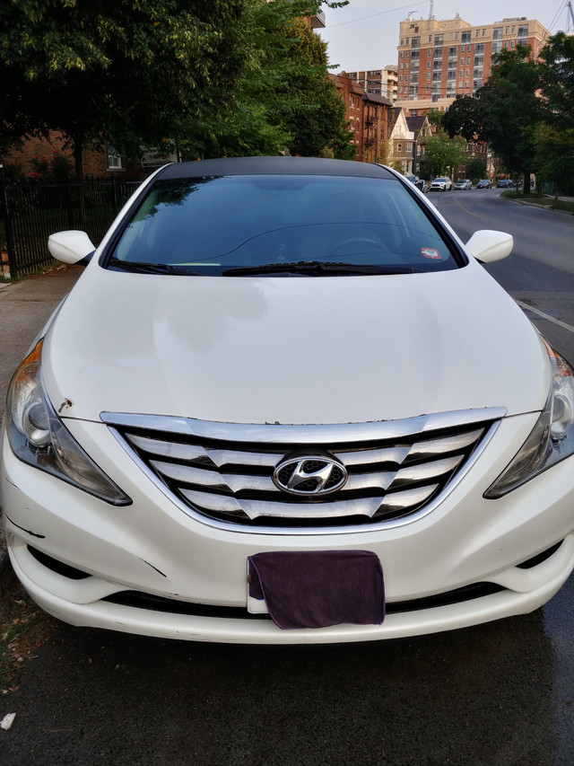 Hyundai Sonata 2012 For Sale in Cars & Trucks in Markham / York Region - Image 3
