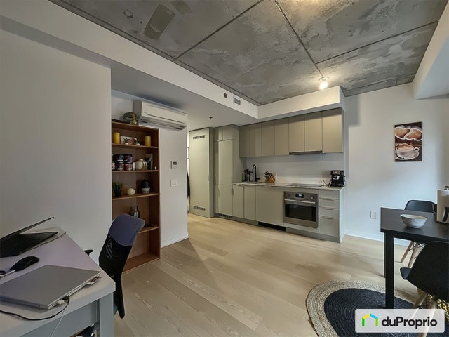 $379,000 - Loft for sale in Ville-Marie (downtown, old Mtl) — photo 1