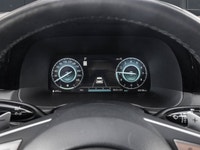 *Certified, Leather Seats!* With its impressive features list, awesome SUV capability, and luxury in... (image 8)