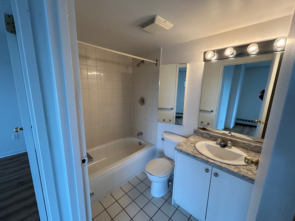 Beautiful One Bedroom $1775,  Available now 5