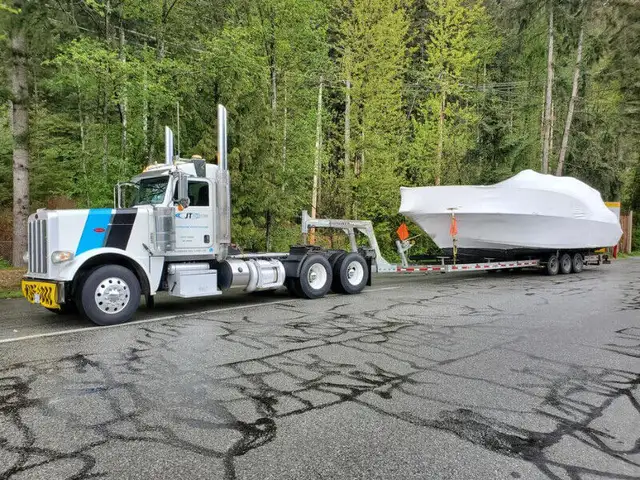 Professional Class 1 Driver in Drivers & Security in Delta/Surrey/Langley - Image 19