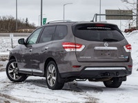 This Nissan is a spacious and practical SUV that's built for family life and everyday versatility. T... (image 6)