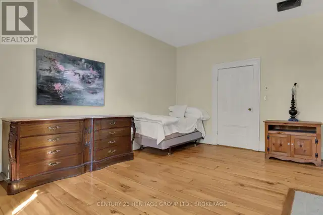 389 KING STREET Gananoque, Ontario in Houses for Sale in Kingston - Image 39