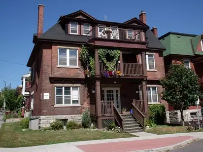 Centretown 2 Bedroom