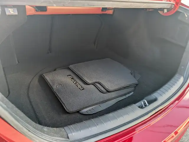 2018 HYUNDAI ELANTRA SEL* BACK UP*HEATED SEATS*B.SPOT in Cars & Trucks in City of Toronto - Image 21