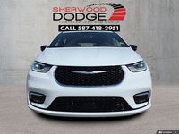 This Chrysler Pacifica has a dependable Regular Unleaded V-6 3.6 L/220 engine powering this Automati... (image 4)