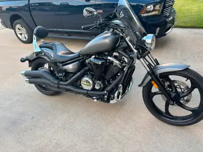 Very clean bike. All fluids have been changed this past winter. End of season front and rear tires h...