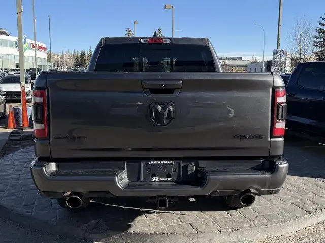 2023 Ram 1500 Sport GT Crew Cab 4WD | No Accidents | 5'7 Box in Cars & Trucks in Calgary - Image 5
