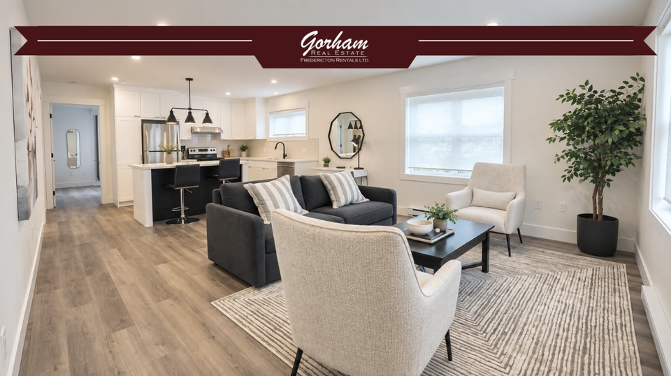 OCTOBER 1ST- 3 BED,3 BATH- 3 DECKS-STACKED TOWNHOUSE- UPTOWN 1